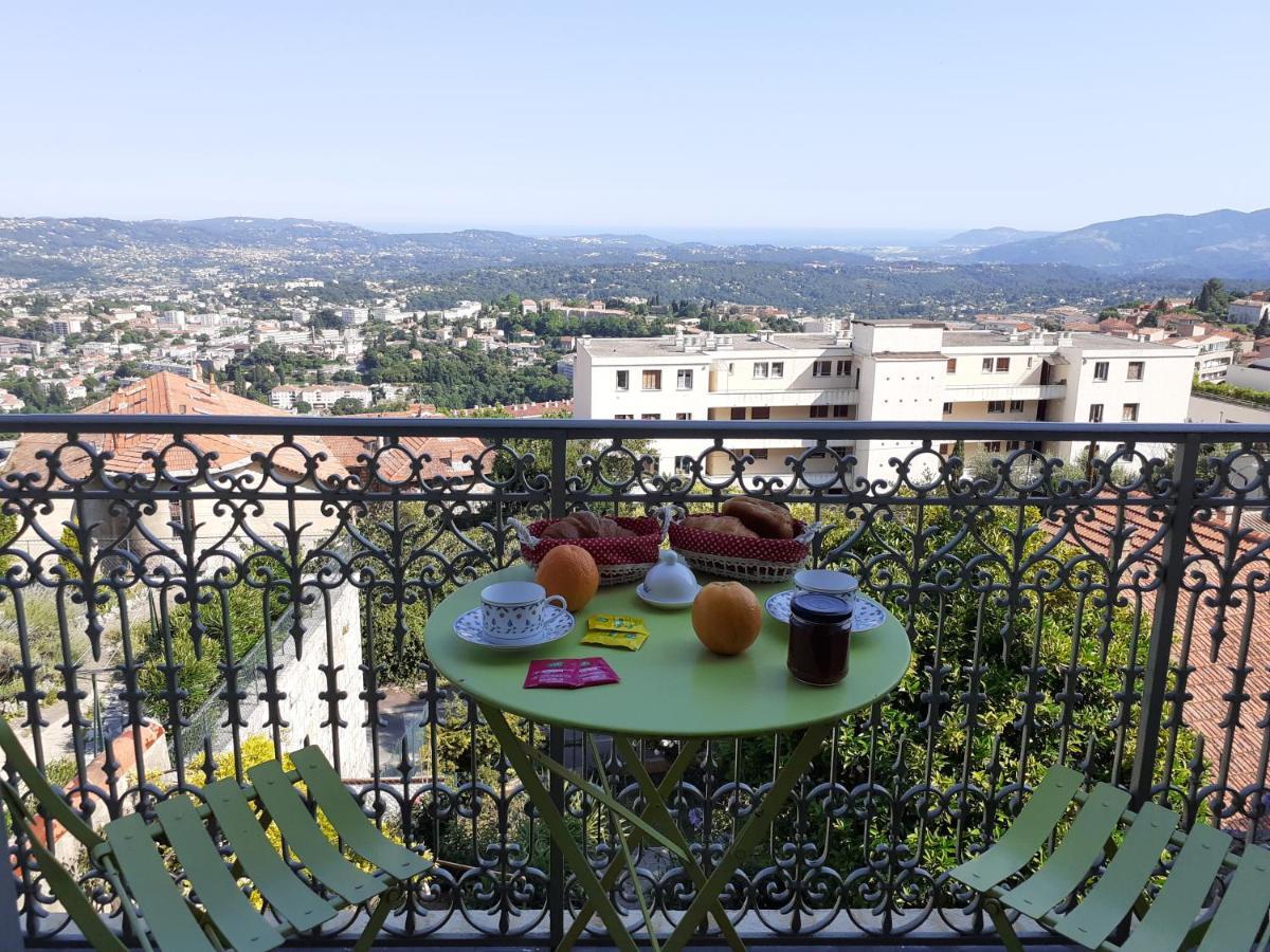 Les Palmiers Bed & Breakfast Grasse Bagian luar foto