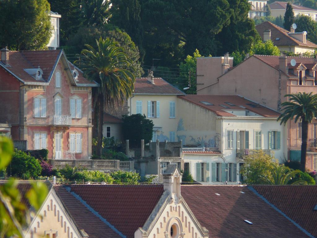 Les Palmiers Bed & Breakfast Grasse Bagian luar foto